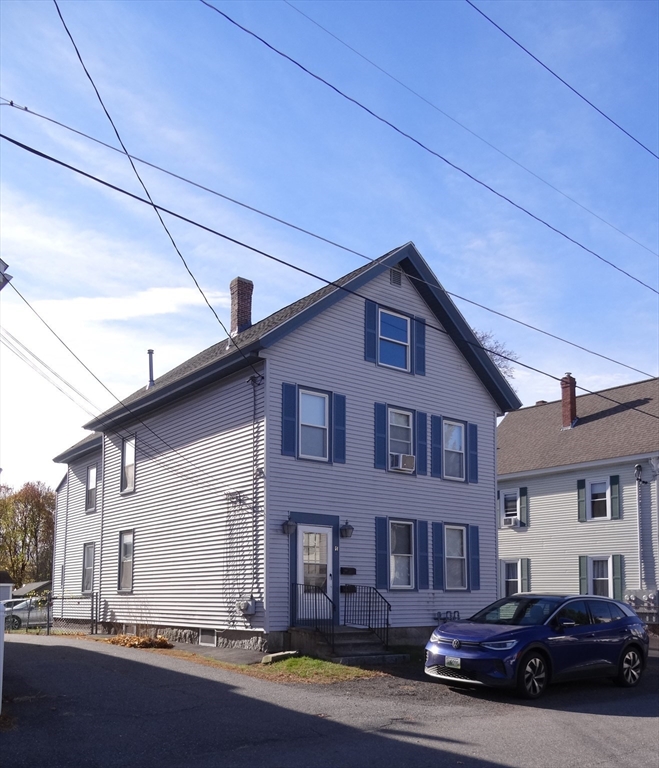 7 Pearl St, Hudson, Massachusetts 01749, 2 Bedrooms Bedrooms, 4 Rooms Rooms,1 BathroomBathrooms,Residential Lease,For Rent,Pearl St,73314329