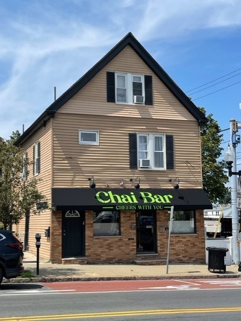 742-744 Broadway, Revere, Massachusetts 02151, ,Commercial Sale,For Sale,Broadway,73314214