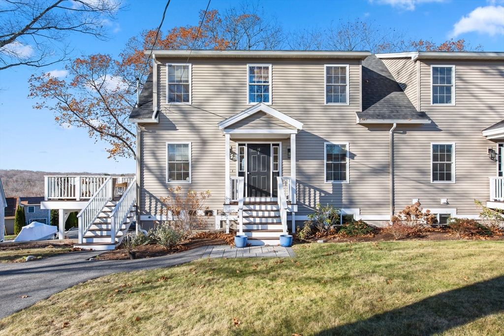 16 Hodgkins Rd, Rockport, Massachusetts 01966, 3 Bedrooms Bedrooms, 5 Rooms Rooms,1.5 BathroomsBathrooms,Residential,For Sale,Hodgkins Road Condominium,Hodgkins Rd,73314330